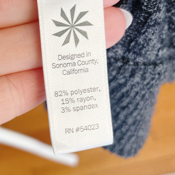 Athleta Tiburon Charcoal Gray Waterfall Cardigan Sweater Size small - Picture 7 of 8